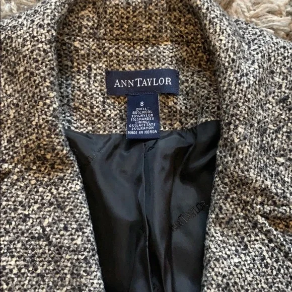 Ann Taylor Wool Blazer size 8 (true size 6) - Picture 2 of 4